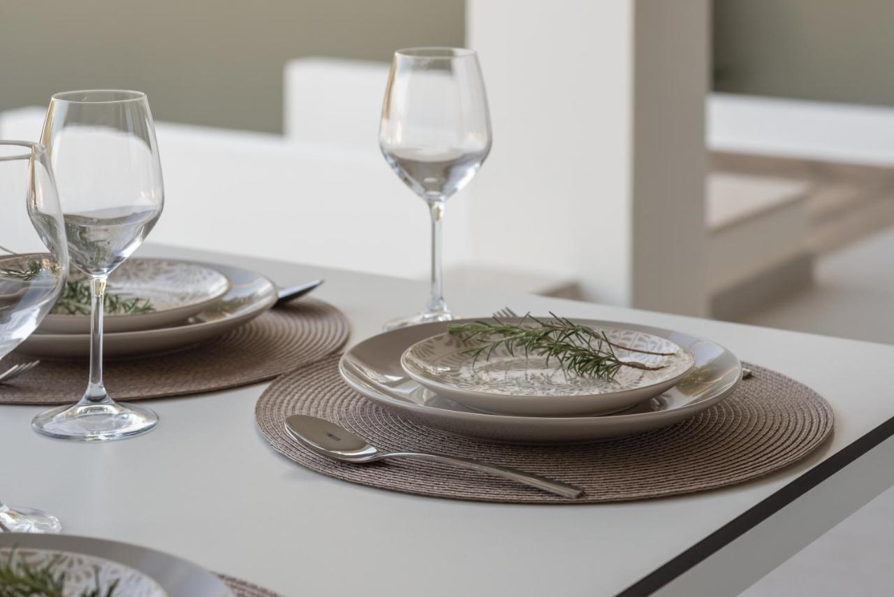 De Light Boutique Villas I II & III - Close To Rethymno, By Thinkvilla Atsipopoulo Екстериор снимка