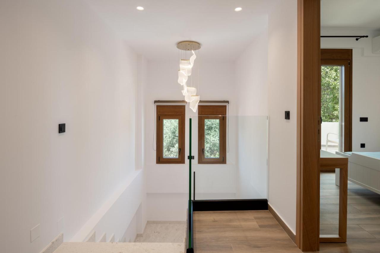 De Light Boutique Villas I II & III - Close To Rethymno, By Thinkvilla Atsipopoulo Екстериор снимка